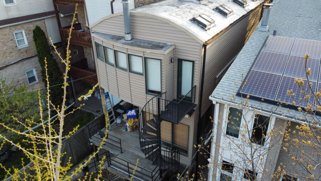 siding job in wicker park